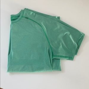 Lululemon Men’s Metal Vent - XL